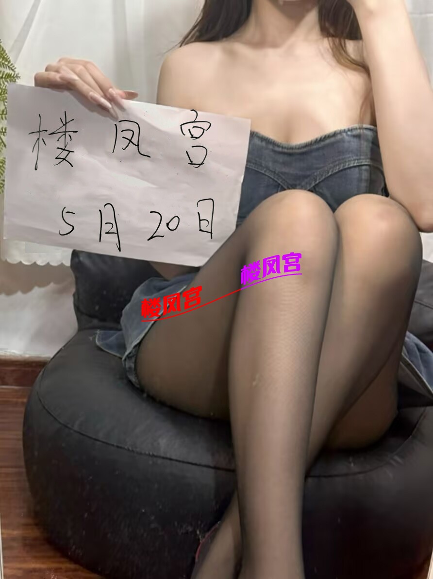 5AE33D74A1B941AA57EC027945099B3E11.jpg