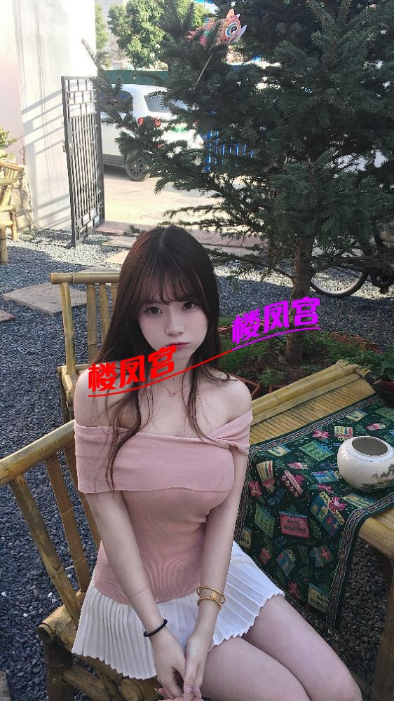 4CF6BF4E5520A1145DB72B757AE293BB.jpg
