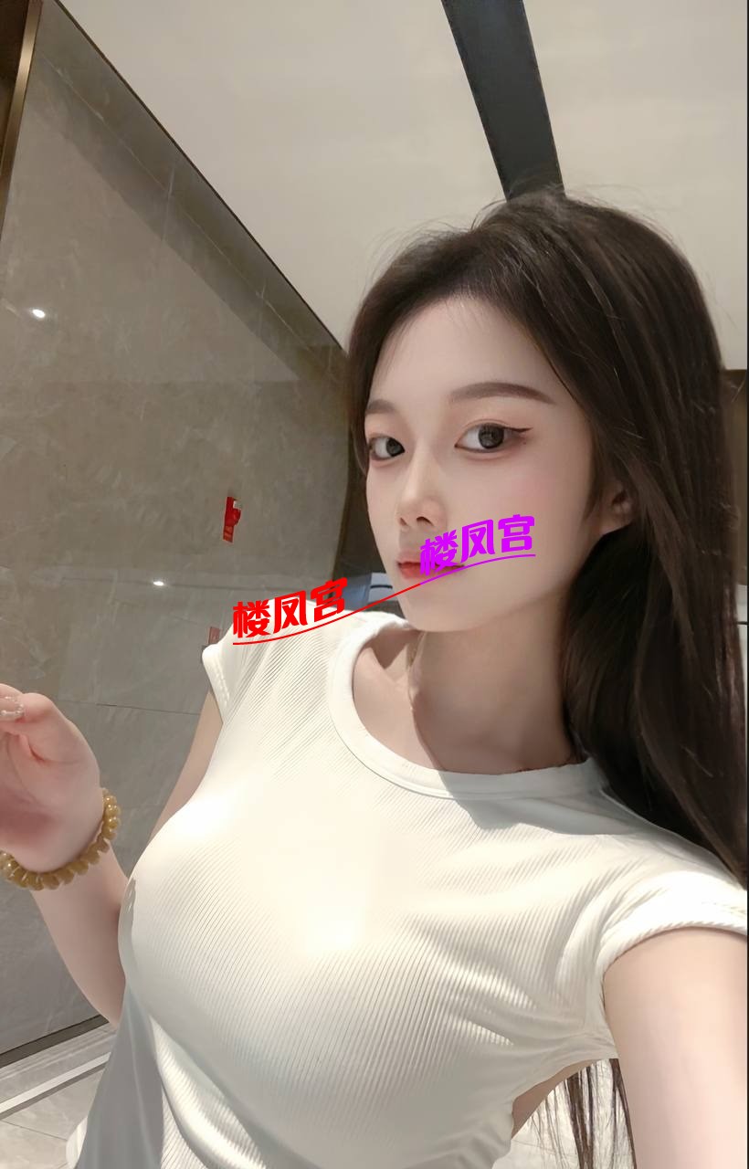 01c85eb3408ed3d75a33bfa68877ec17.jpg