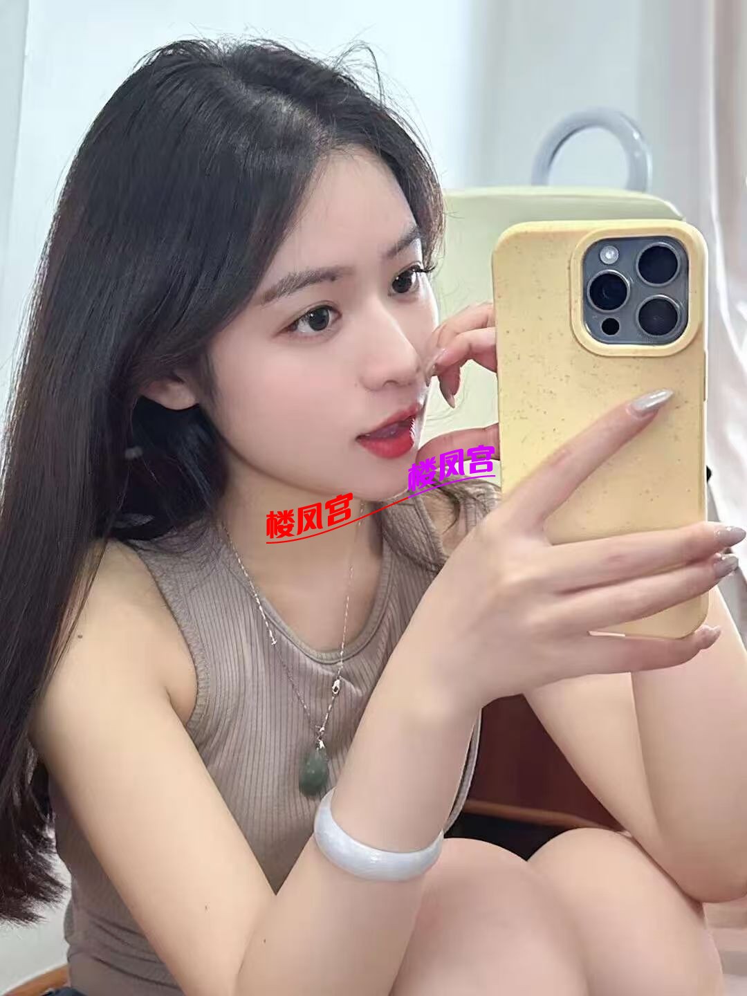 mmexport1760771580761.jpg