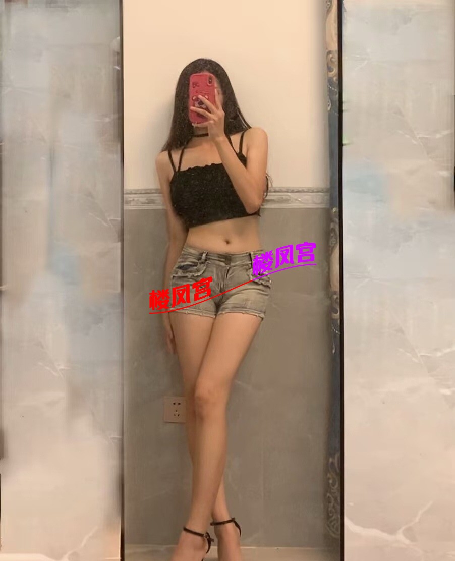 Camera_XHS_17876542435251040g00831lad8v3t5e005ndjr4l0867u1j38tg0_edit_415623315995430.jpg